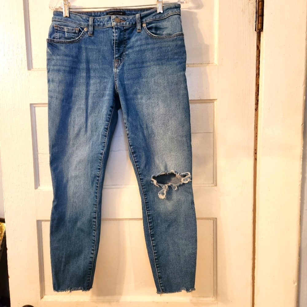 Lucky Brand Women's Jeans Lolita Low Rise Crop, Distressed, Raw Hem, EUC 12 / 31